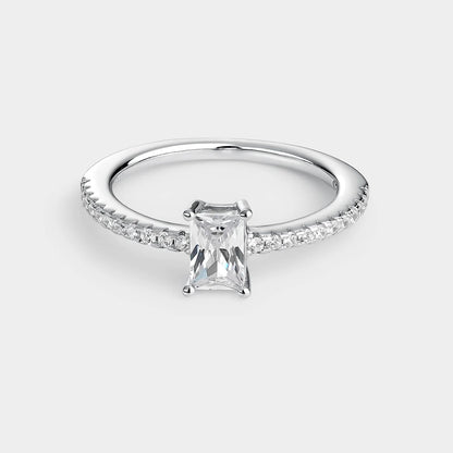 Anillo pavé baguette de plata con circonitas